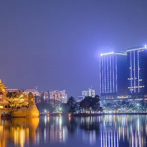 Wyndham Grand Янгон