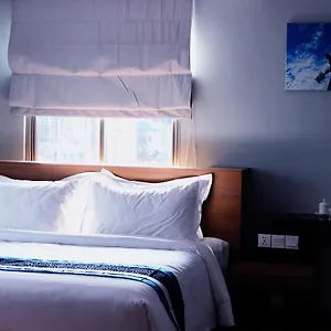 Hotel Azure, Yangon
